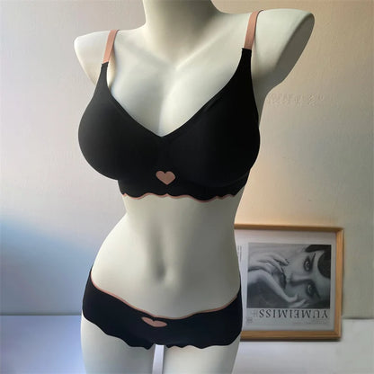 Seamless Bras Set for Women Push Up  Bras Heart Pattern Bralette Sexy Low Rise Ice Silk Briefs Wavy Edge Underwear Set Female